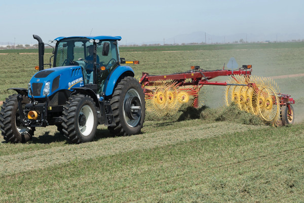 New Holland | Haytools & Spreaders | DuraVee Trailing Wheel Rakes