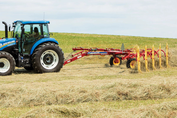 New Holland | Haytools & Spreaders | ProCart and ProCart Plus Deluxe Carted Wheel Rakes